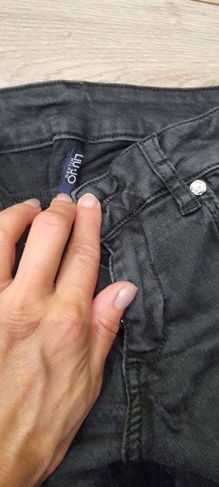 Панталон Motivi, Lui jo черен.Широк бял панталон Б