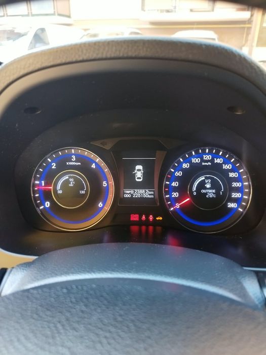 Vând Hyundai i40