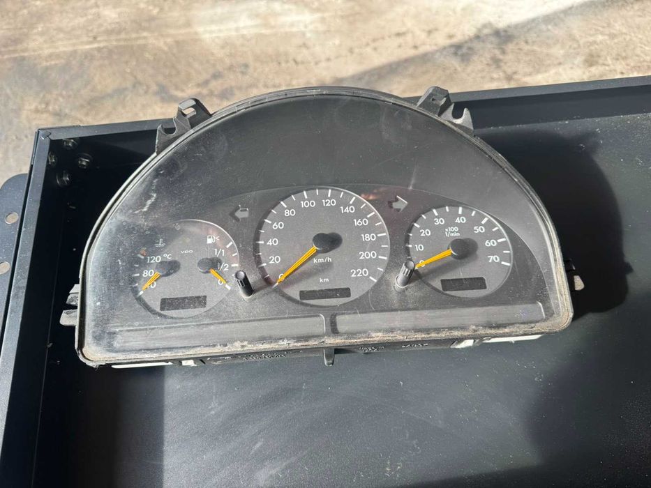 Километраж за Mercedes ML230 W163