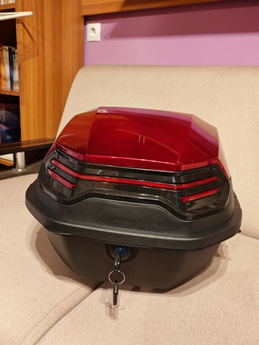 Cutie-portbagaj moto