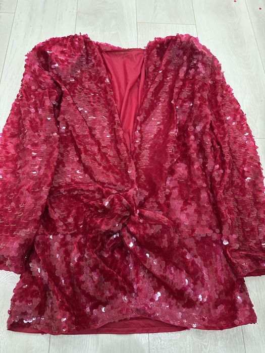 Rochie seara rosie paiete