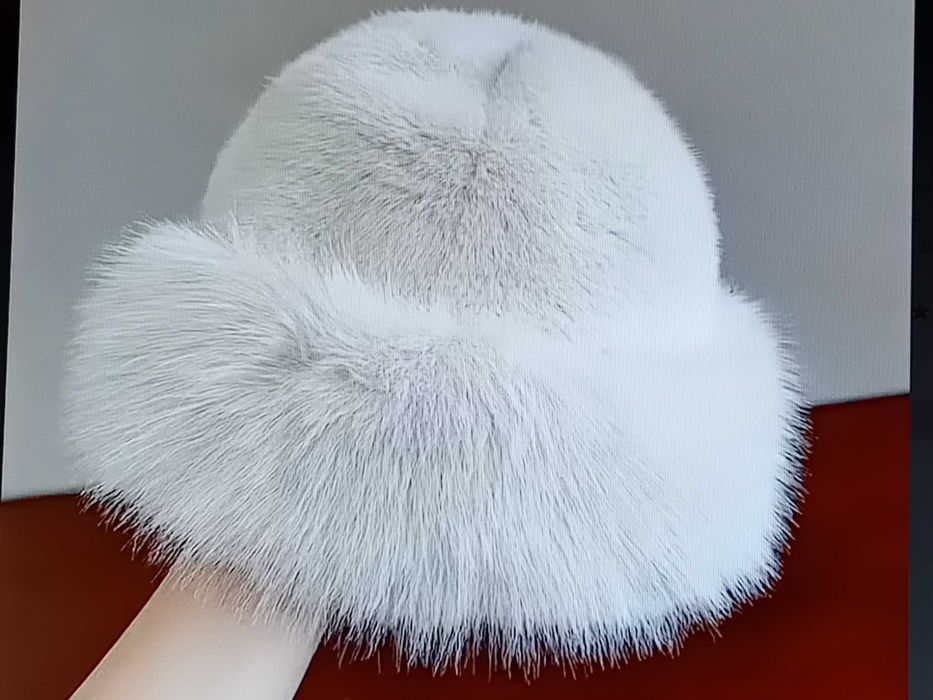 Дам.зимна шапка и шалове