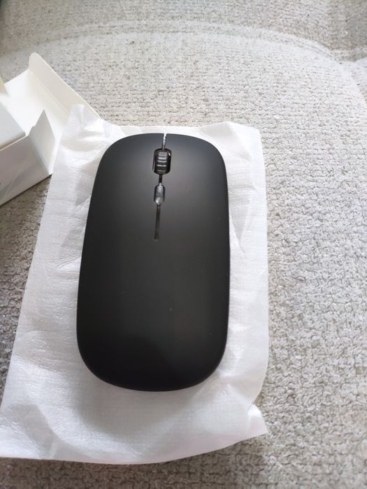 Мышка без проводная Новая