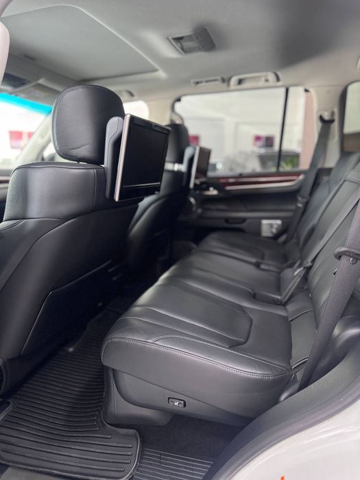 Bugun sotuvimizda Lexus LX 570