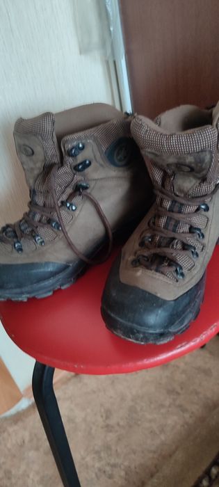 Ботинки. Мпортивные