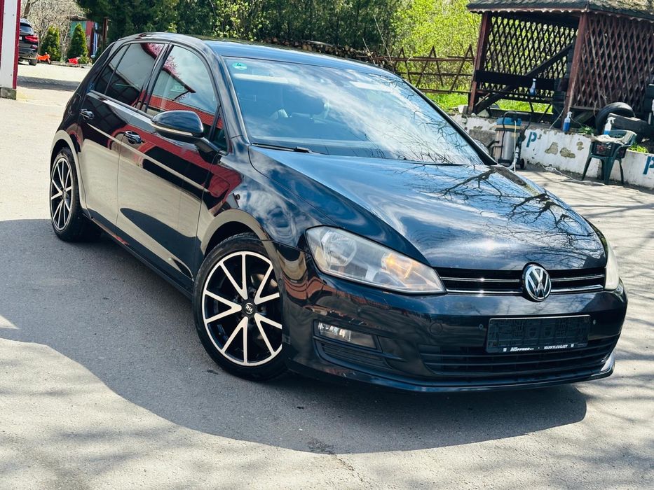 VOLKSWAGEN Golf 2013 — imagine 9