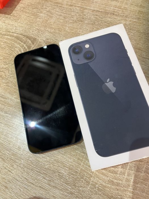 Iphone 13/ 128gb / yomksti 100. Srochnaga sotiladi.