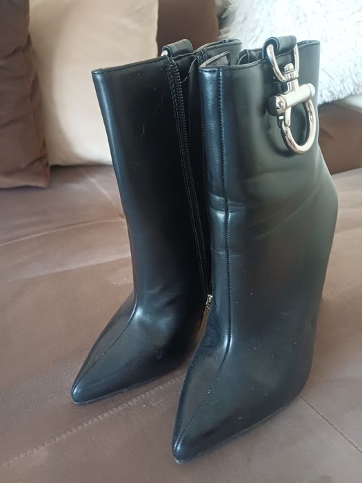 Дамски боти черни