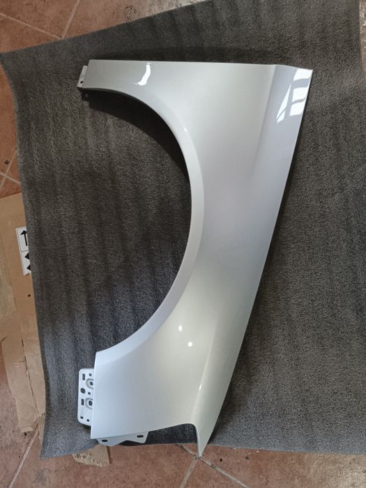 Aripa VW Passat b6 Gri La7w