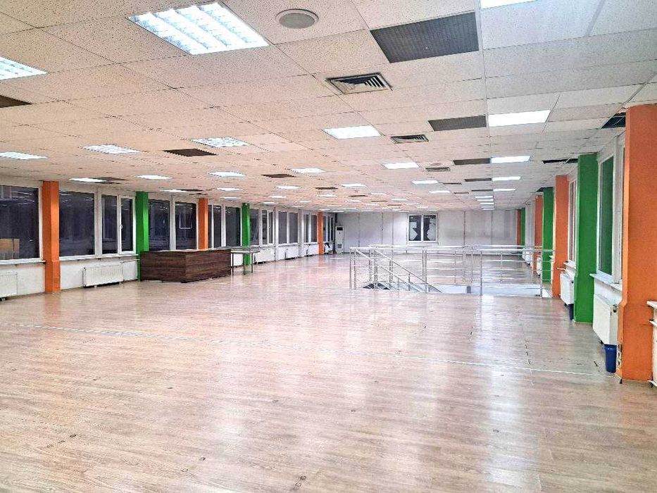 Магазин в Центъра, до ул. Пиротска