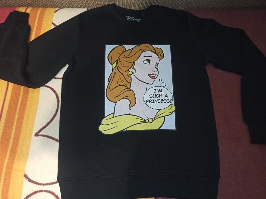 Bluza Disney marimea L. Impecabila