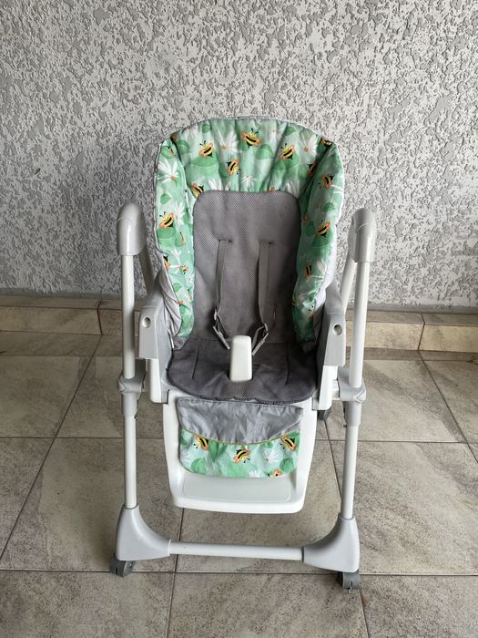 Детский стульчик для кормления