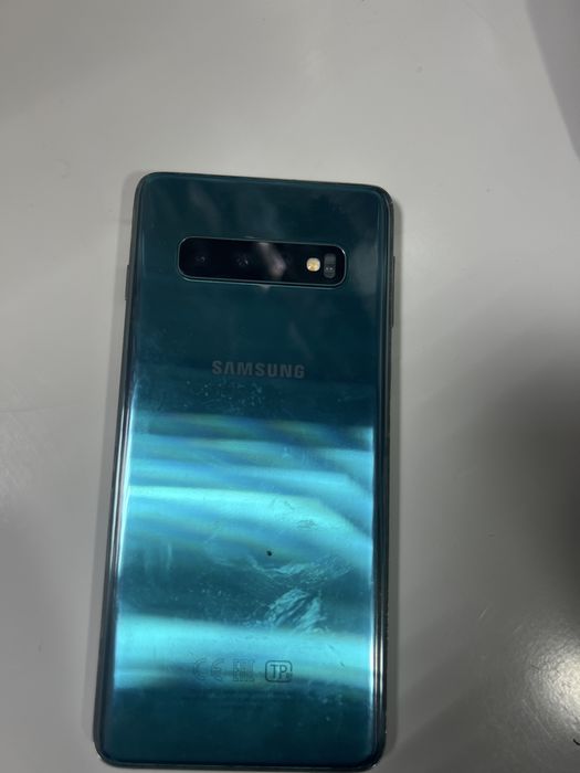 Продам samsung S10 для индрайвер