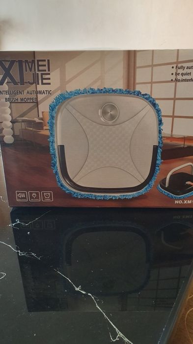 Робот  за мокро почистване