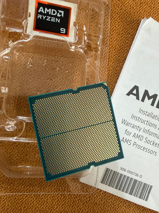 AMD Ryzen 9 9900X