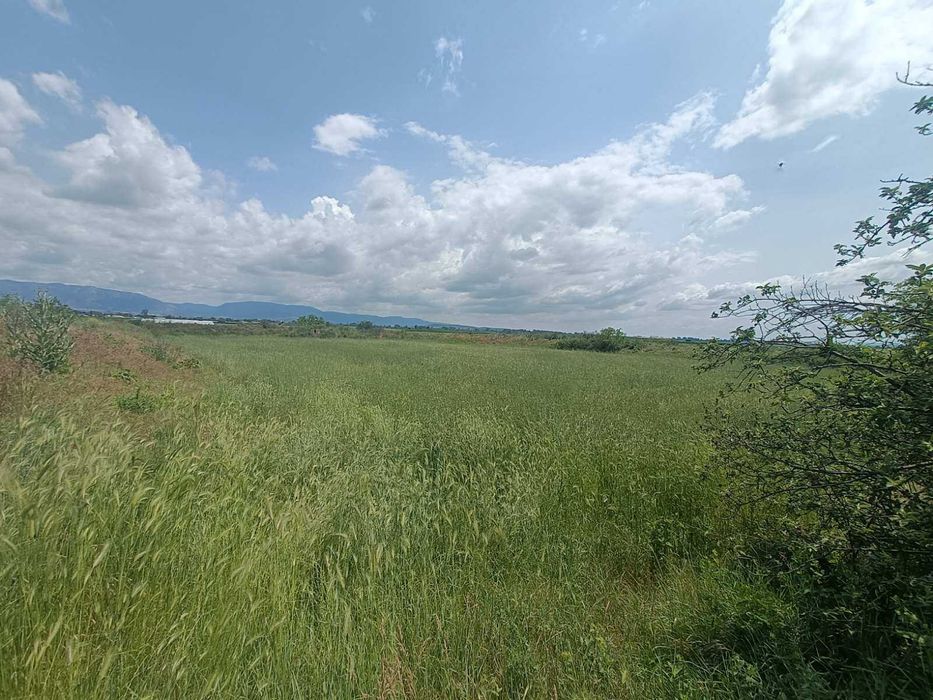 Продава се Земеделски имот в с. Мечкарево, Област Сливен -  кв.м за 1093 €/дка - Снимка #4