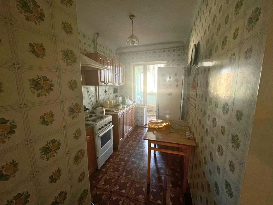 Срочно продам 3-х комнатную квартиру в Киргулях