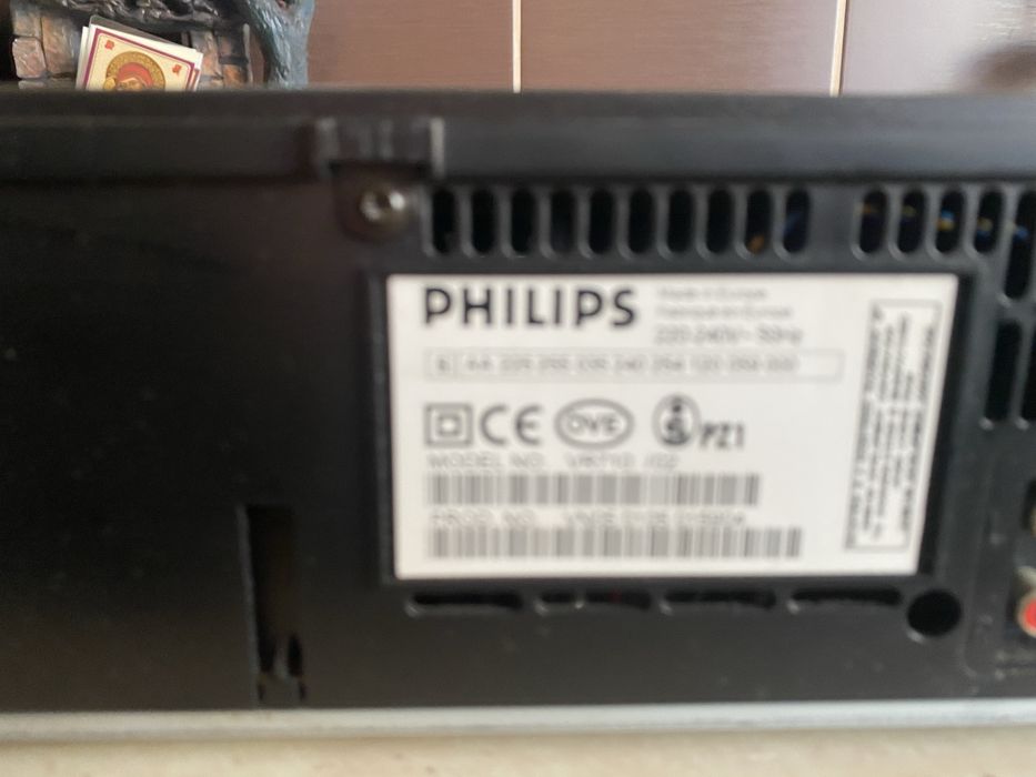 Videocasetofon Video recorder Philips VR-710