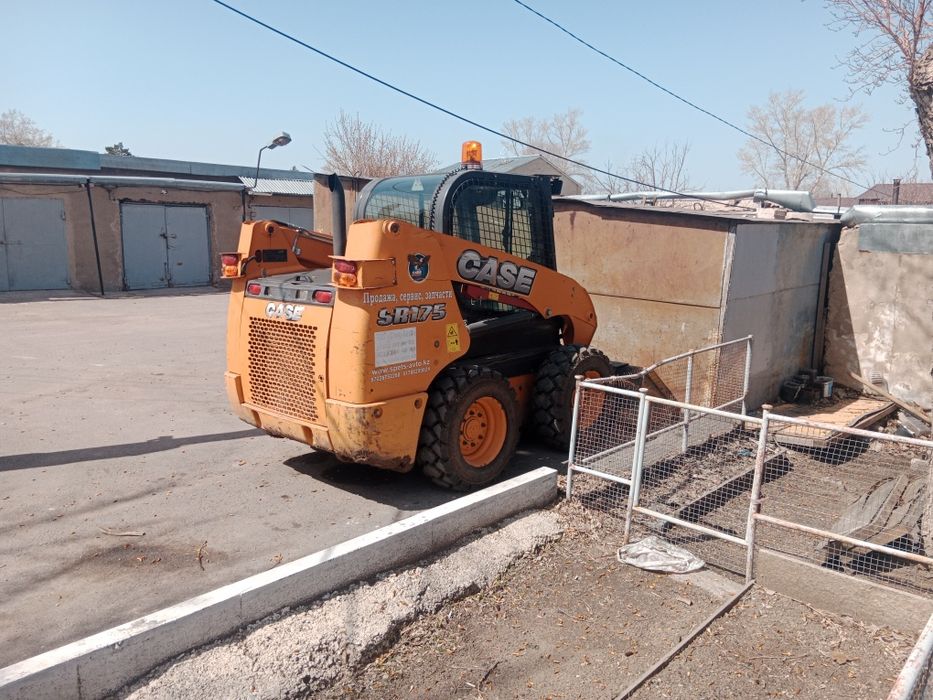 Услуги мини погрузчика Боб кат