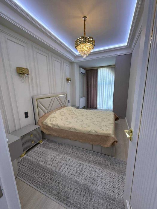 Аренда ул. Бабура, Новостройка, 2-х комнатная, с обстановкой, паркинг