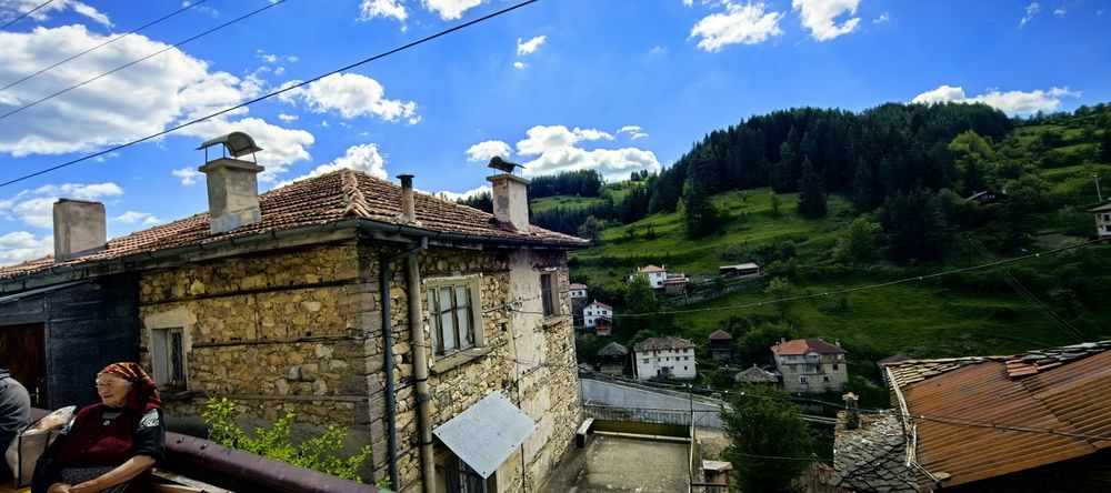 Продава се Къща в с. Забърдо, Област Смолян - 540 кв.м за 80 €/кв.м - Снимка #7