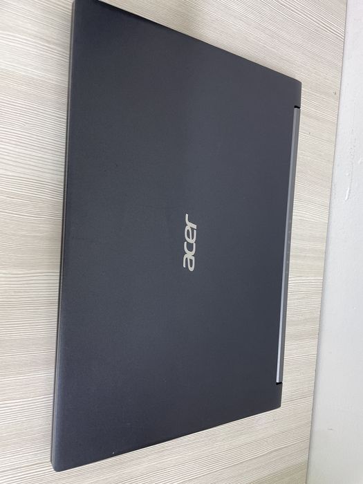 Ноутбук Acer i7 ирговой