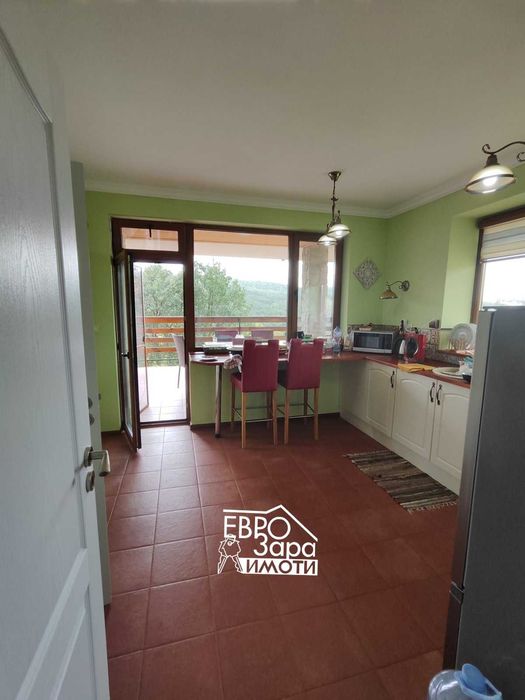 Дава се под наем Етаж от къща в с. Лясково, Област Стара Загора - 160 кв.м за 800 € - Снимка #6