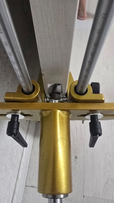 Вскрытие замки Есік ашу бұзу