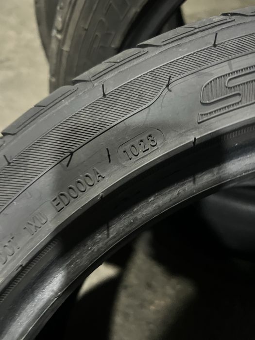 Продам шины летние 235/45 R18