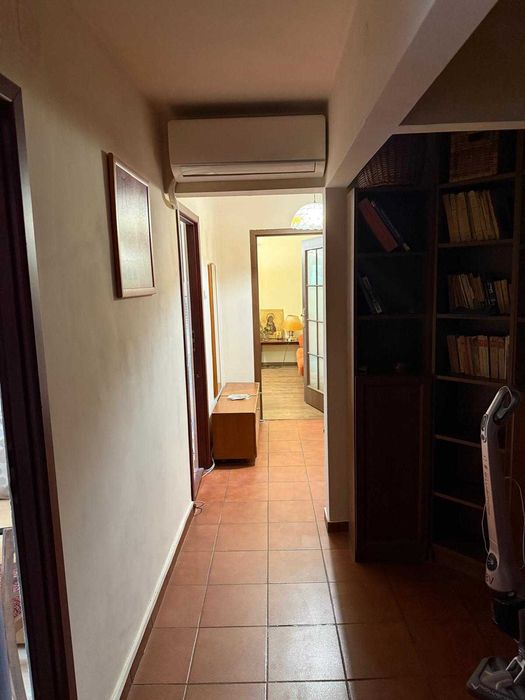 Apartament 3 camere, zona Casa de Cultura