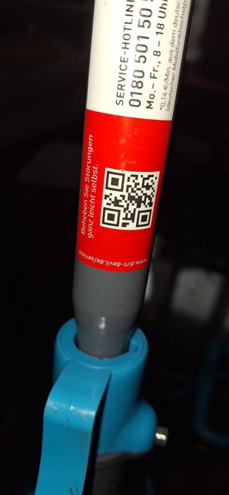 Aparat de curatat cu aburi