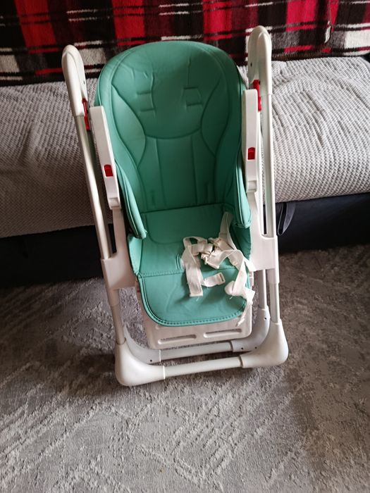 Продам детский столик