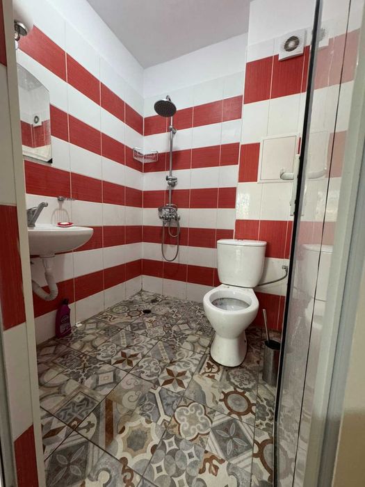 Дава се под наем Едностаен апартамент в Пловдив, Младежки Хълм - 43 кв.м за 229.5 € - Снимка #2