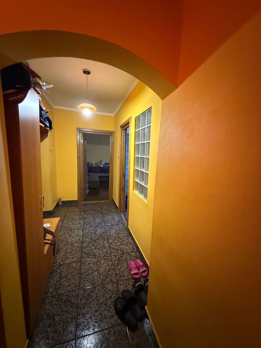 De vânzare Apartament 3 camere