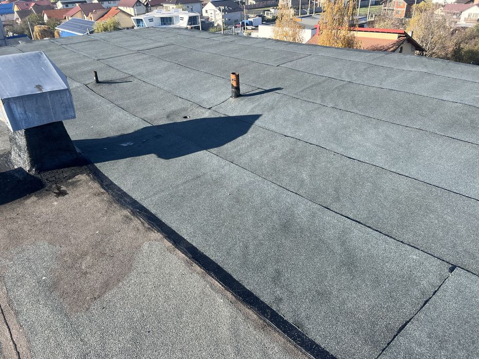 Vand apartament 3 camere