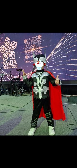 Продам новогодний костюм Тора