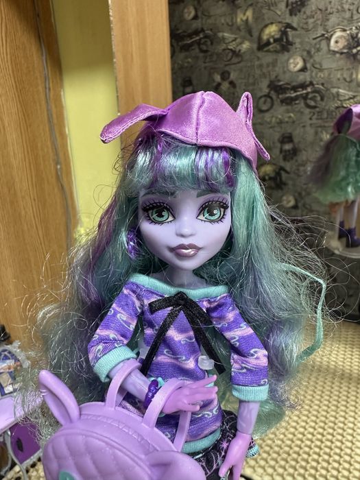 Продам куклу монстр хай!