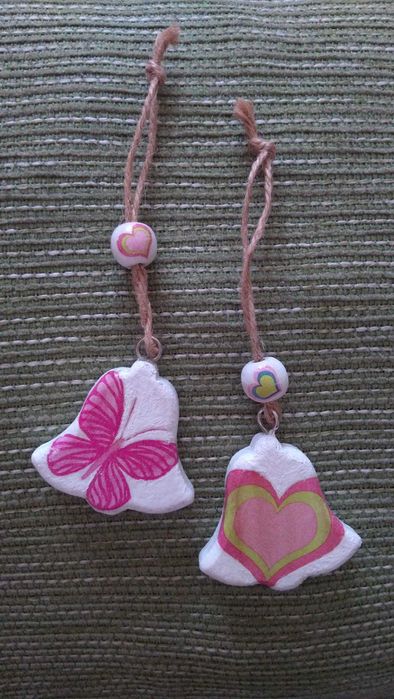 Картинки пано и камбанки, направени с декупаж