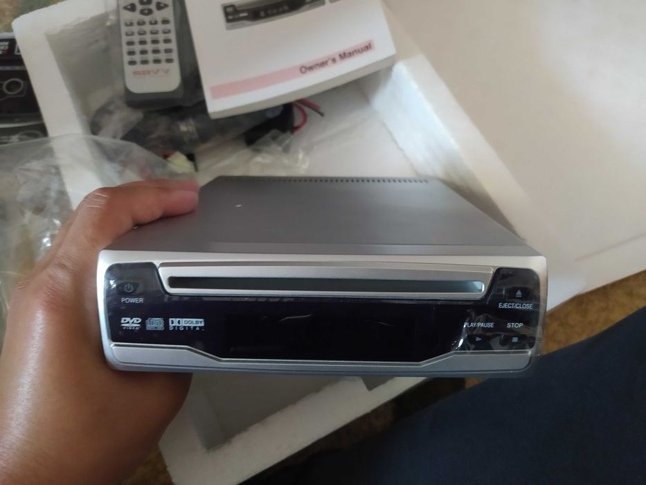 Mashina uchun magitafon va monitor birgalikda