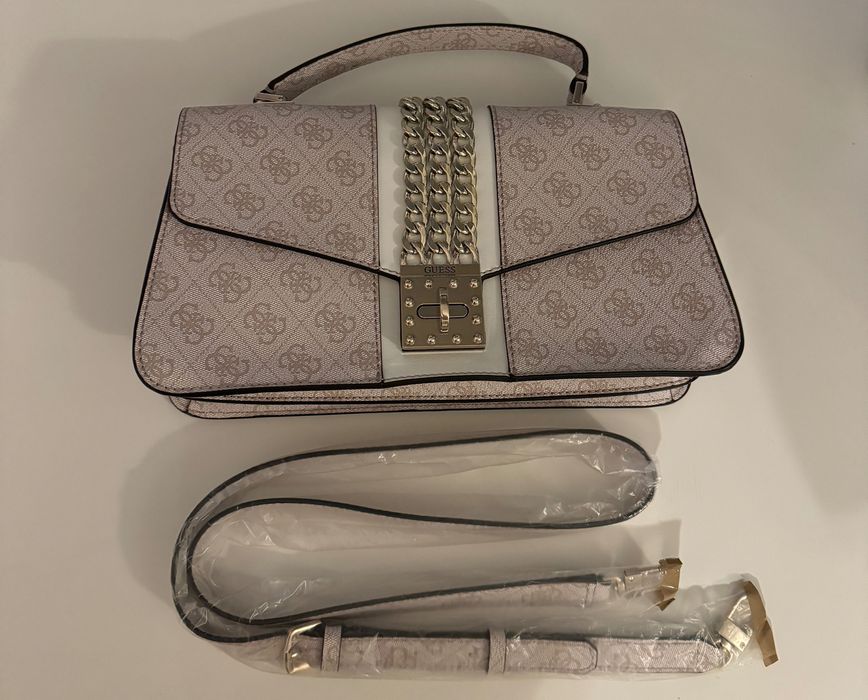 Дамска чанта Guess нова