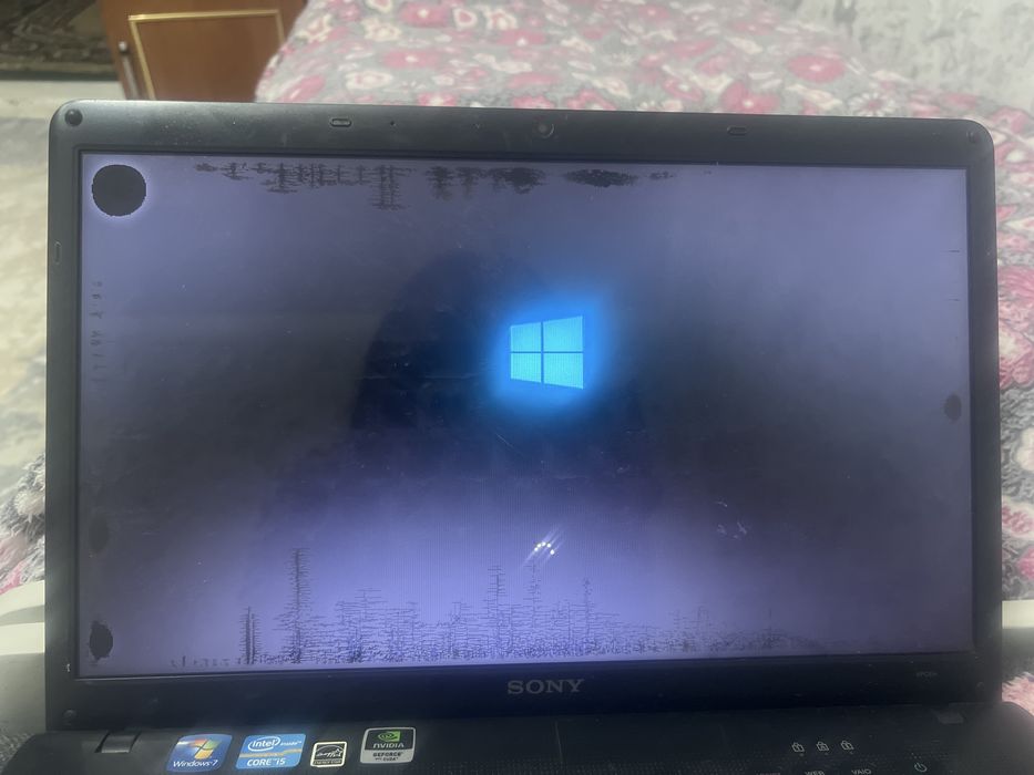 Sony,модель:PCG-71812v