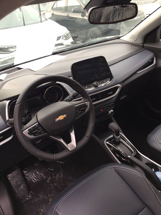 Продам свою машину, без пробега. Tracker - 2 Premier