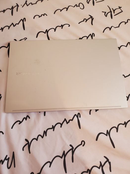Лаптоп Asus K513E 512gb SSD/16ram Intel core i5 1135g7