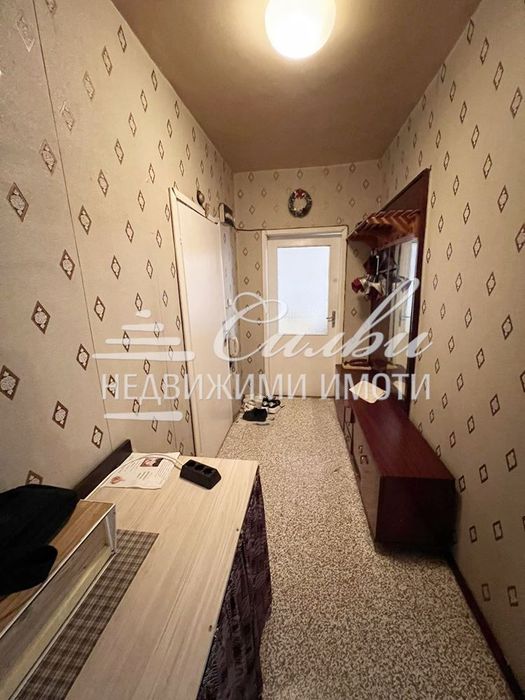 Продава се Двустаен апартамент в Шумен, Тракия - 67 кв.м за 1066 €/кв.м - Снимка #7