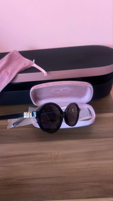 Слънчеви очила Miu Miu oval