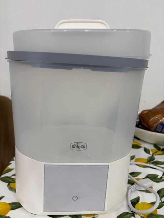 Sterilizator electric digital si uscator pentru biberoane Chicco