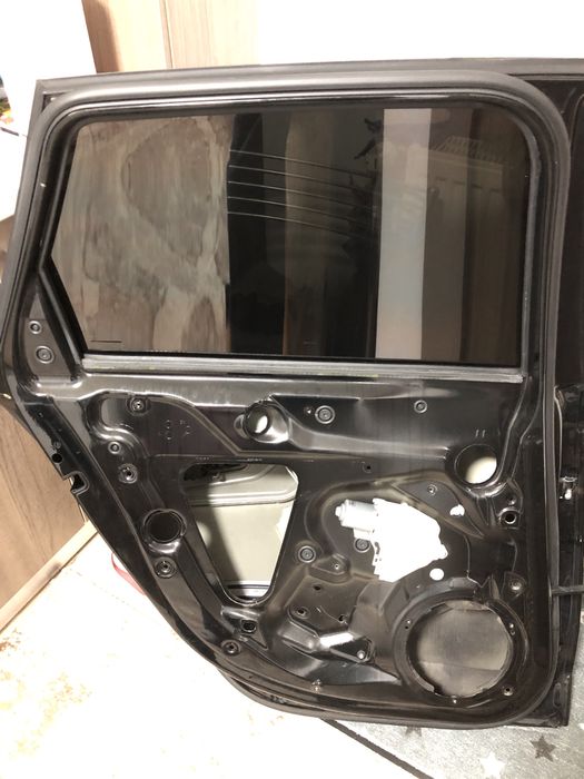 Usa stânga spate audi a4 avant b8 2009