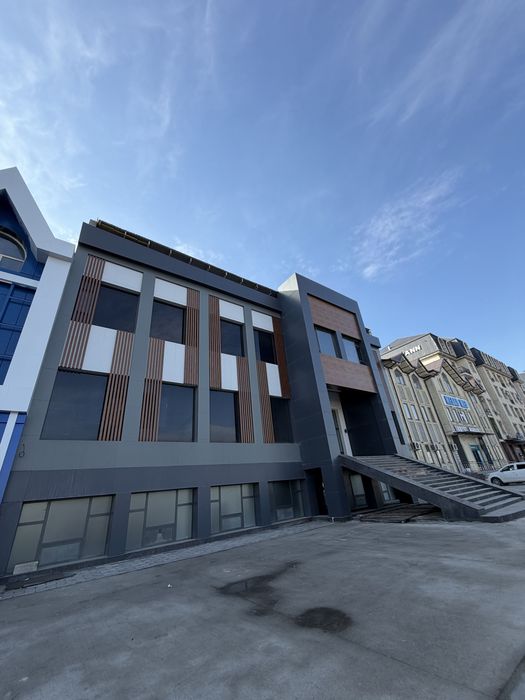 Отдельно стоящее здание 1900 м2 Мирабад первая линия инвестиция