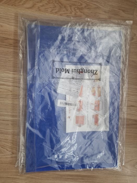 Силиконова матрица Дадан Блат за восъчни основи.