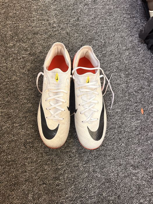Ghete de fotbal elite nike nr 43 red and  white
